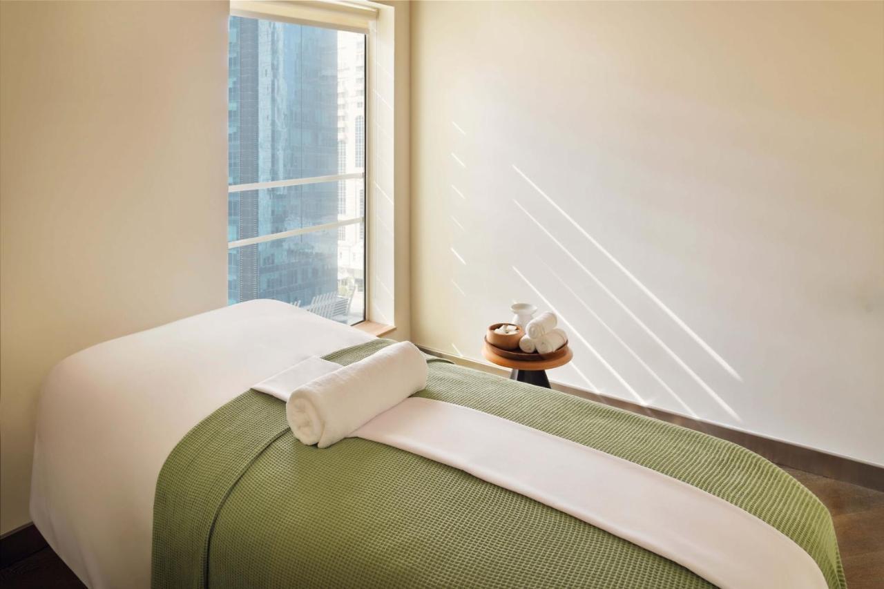 Element By Westin City Center Доха Екстериор снимка A massage bed