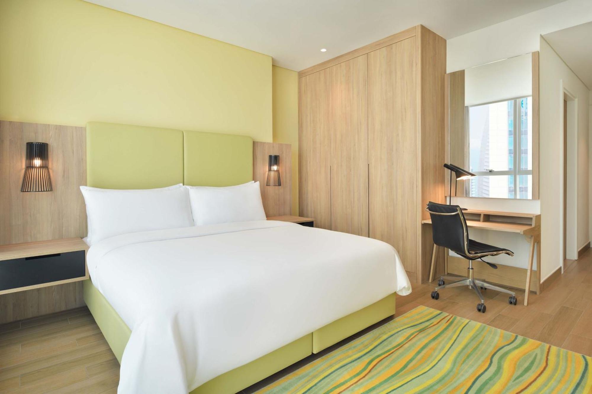 Element By Westin City Center Доха Екстериор снимка A bedroom at the hotel